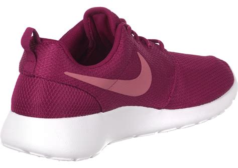 nike schuhe rot pink|pink Nike shoes for men.